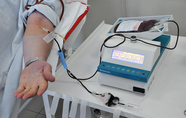 Бути донором: чи можна робити донацію крові після щеплення
