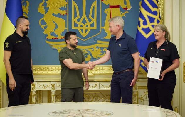 Президент Зеленський з керівником BAE Systems Вудберном