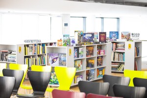 Видаватимуть додому, як книжки: у Києві відкривають першу в Україні бібліотеку настільних ігор