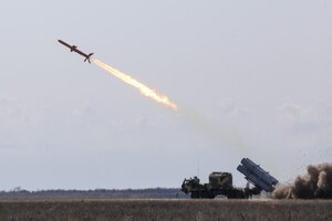 Україна модернізує протикорабельні ракети, щоб бити по російських наземних цілях — Newsweek