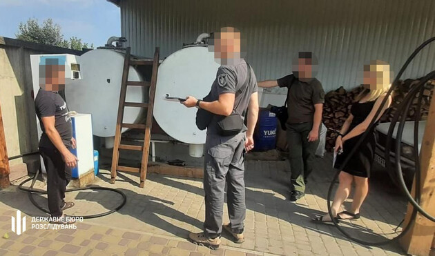 Разворовывал топливо и обустроил дома мини-АЗС: суд арестовал имущество полковника ГСЧС из Запорожской области