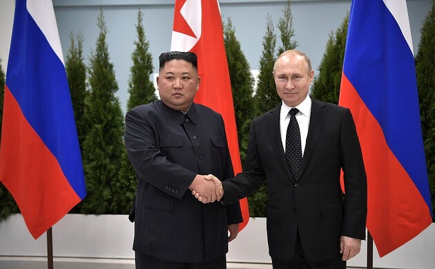 Кім Чен Ин готовий укласти з Путіним угоду про постачання зброї — Financial Times