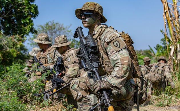 В Индонезии проходят масштабные военные учения под руководством США. Это напрягает Китай