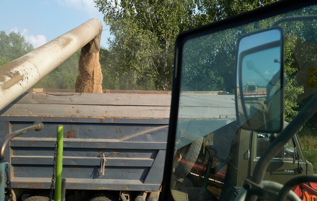 Треба усувати труднощі з доступом українського зерна на ринки, а не сприяти заробіткам на цих труднощах