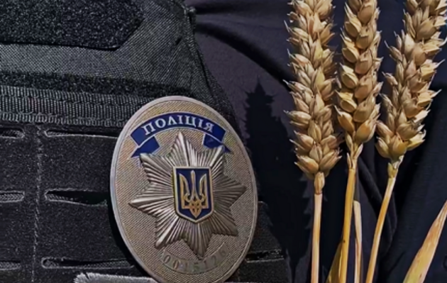 В результате российских обстрелов в Херсонской области ранения получил 20-летний полицейский