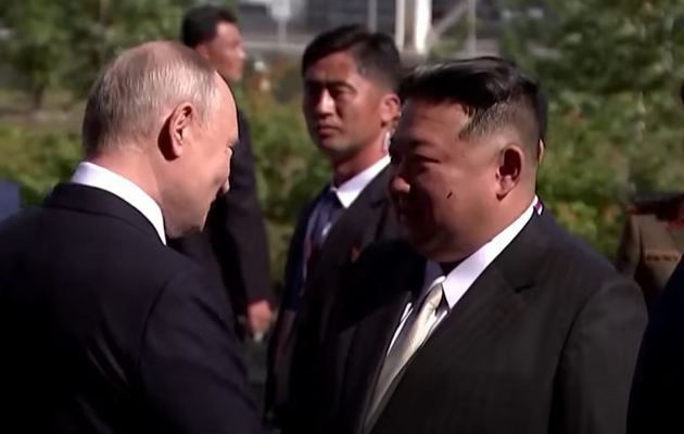 Кім Чен Ин запропонував Путіну повну підтримку та згадав про «священну боротьбу» Москви 