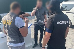 Депутата Волынской облрады задержали на взятке 35 тысяч долларов США