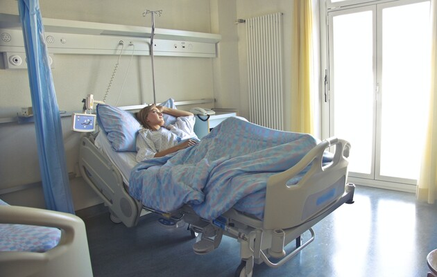 Больницы без кондиционеров в палатах не смогут заключать контракты с НСЗУ