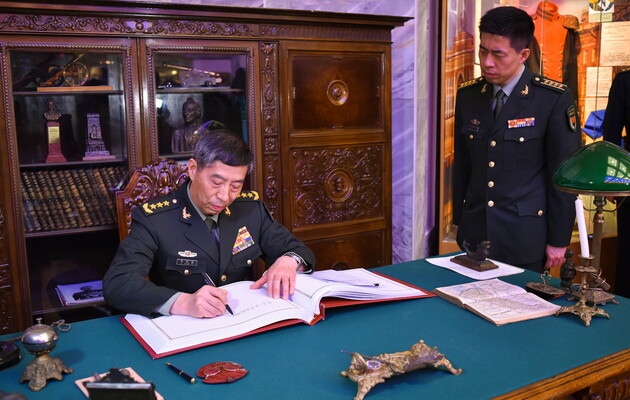 Китайская военная делегация в Военной академии Генштаба ВС РФ