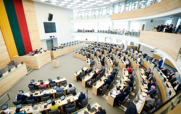 В Литве приняли резолюцию о вступлении Украины в НАТО в следующем году