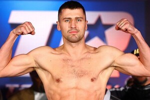 Известный украинский боксер проведет бой в андеркарде исторического поединка