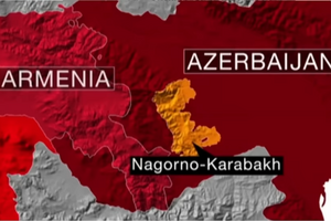 Що відбувається в Карабаху: пів поля складеної зброї і 120 тисяч вірмен без даху над головою