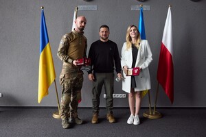 Зеленский отметил польских волонтеров государственными наградами