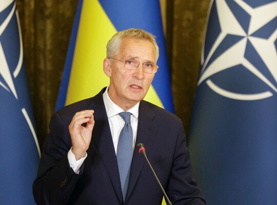 Столтенберг рассказал о контрактах НАТО на снаряды на 2,4 млрд евро и подтвердил поддержку Украины