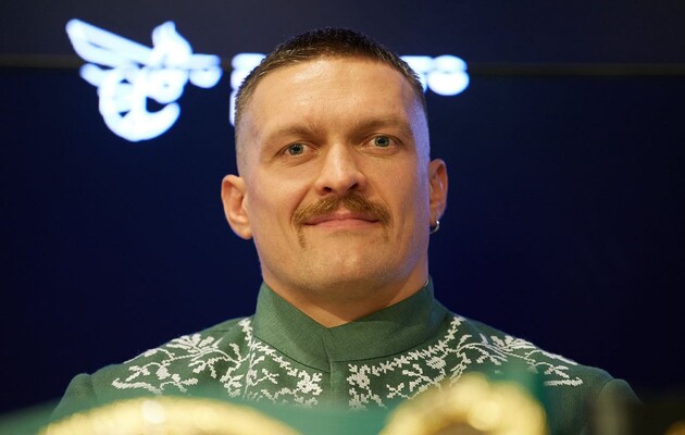 Александр Усик