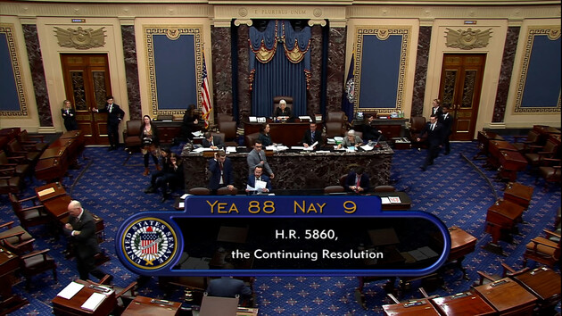 Шатдауну не буде: Сенат США в останню мить схвалив заходи тимчасового фінансування 