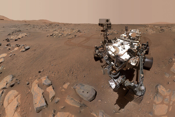 Марсоход NASA смог «словить» пылевого дьявола на Красной планете