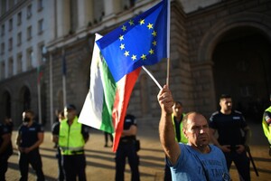 Болгарія приєдналася до заборони в’їзду автівок на російських номерах 