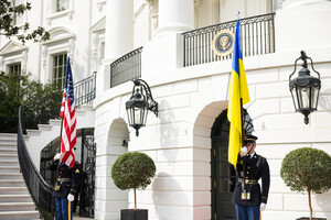 Підтримка ЗСУ залишається незмінною, але інша допомога США під загрозою через корупцію – CNN