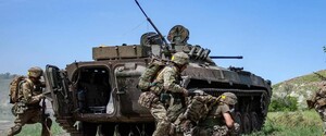 Важно для военнообязанных: кто, где и кому может вручить повестку во время мобилизации