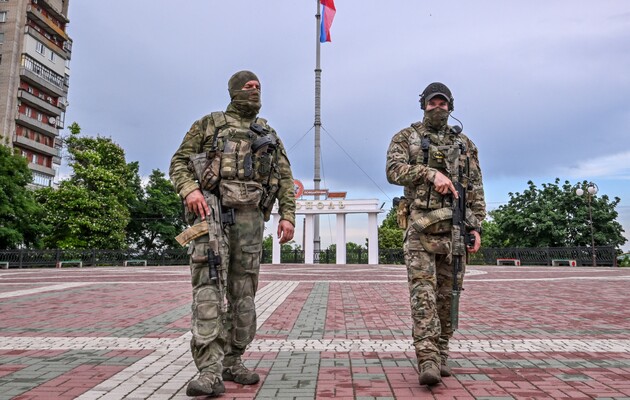 У Мелітополі росіяни відбирають квартири в українців: скільки об'єктів уже «націоналізували»