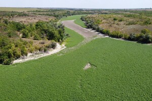 Уряд пропонує на рівні закону заборонити будь-яке використанні земель Каховського водосховища на 15 років