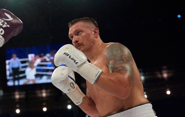 Александр Усик