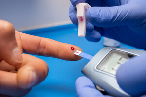 Важливо знати особам з діабетом: як отримати тест-смужки для глюкометра за програмою реімбурсації