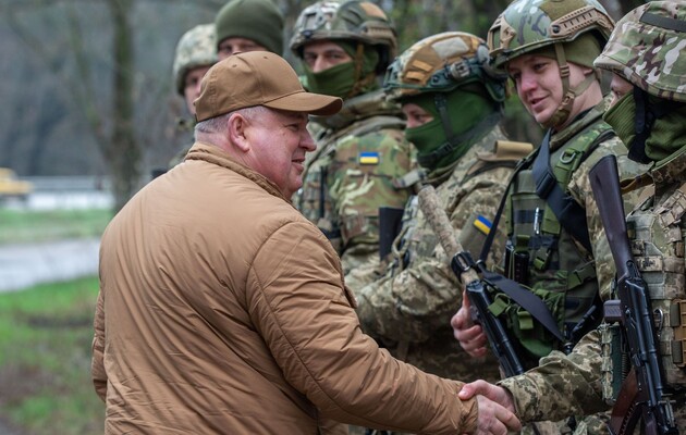 Киев окружают несколько рубежей обороны – Попко о защите столицы