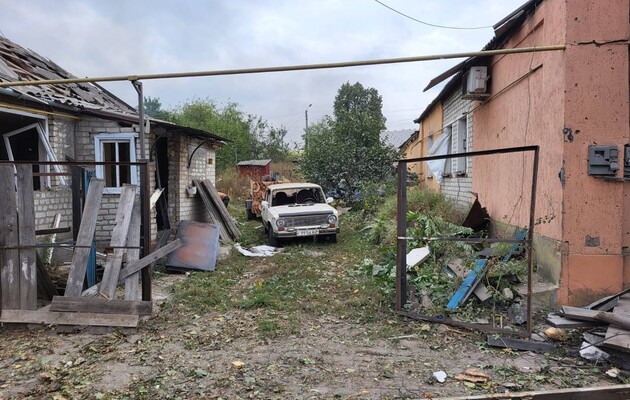 Оккупанты обстреляли один из районов Харьковской области: есть раненая