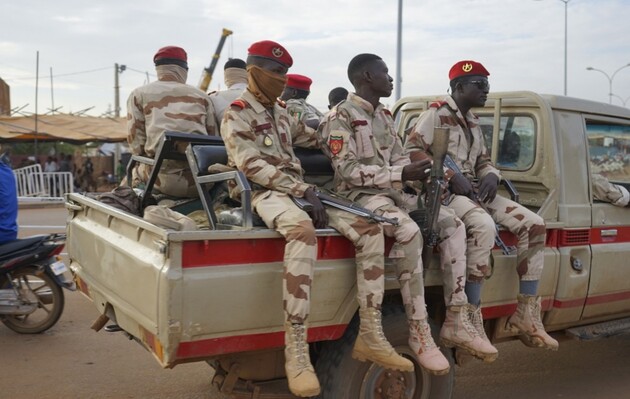 США заявили о намерении взаимодействовать с хунтой в Нигере — FT
