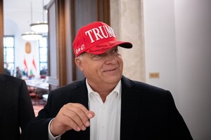 Зробивши Орбана «лідером Туреччини», Трамп подарував йому червону кепку