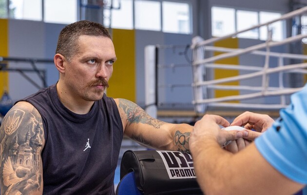 Александр Усик