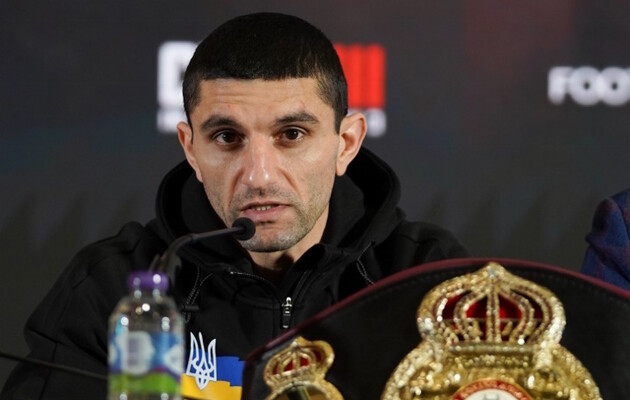 Бой украинского чемпиона мира по боксу перенесен на неопределенный срок