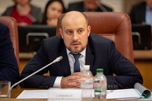 Минфин хочет взыскать с местных громад долги 2009-2013 годов, сформированные правительством Януковича-Азарова