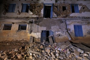 Число погибших в результате землетрясения в Непале растет