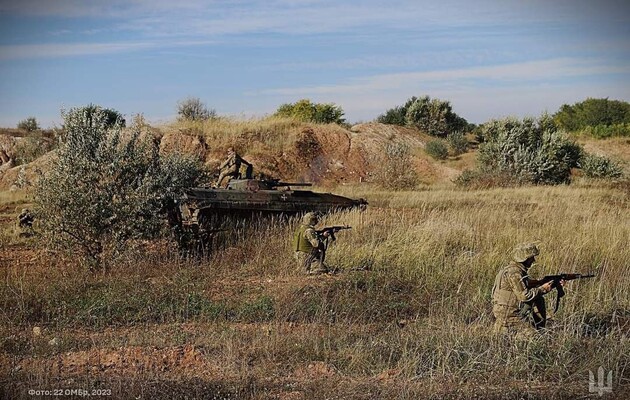4 листопада росіяни намагалися відбити позиції біля Хромового, Кліщіївки та Андріївки – Генштаб