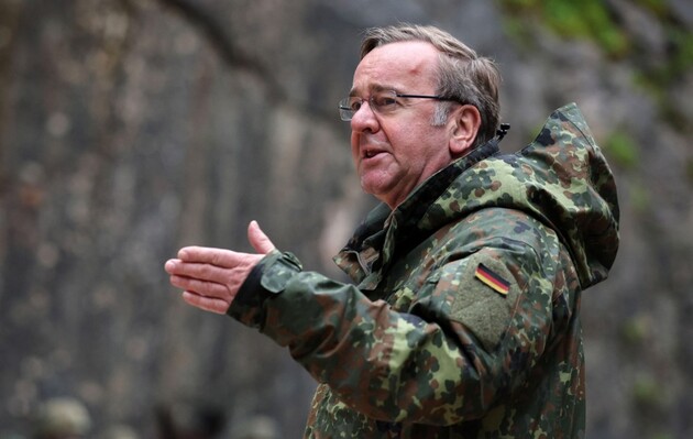 Німеччина оголосила, що зробить свою армію «основою оборони Європи»