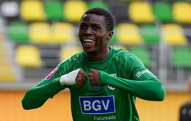 Бени Макуана