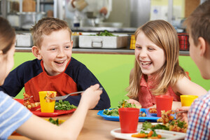 Шмыгаль назвал стратегические цели в реформировании системы школьного питания