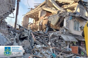 Ракетный удар по Селидову: четыре человека могут находиться под завалами
