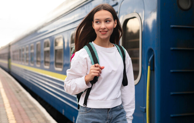 “Укрзалізниця” подвоїла кількість рейсів з жіночими купе: перелік поїздів