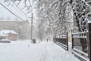Сніг та ожеледиця: в ДСНС попередили про небезпеку