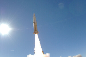В США провели испытания ракеты, которая должна заменить ATACMS в будущем