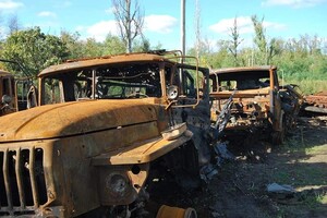ЗСУ знищили кілька вантажівок окупантів на трасі Олешки — Нова Каховка