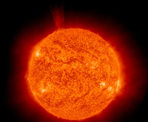 Сильнейшее извержение на Солнце исказило магнитное поле звезды