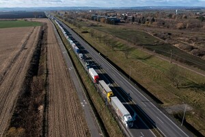 Україна проведе переговори з Польщею стосовно блокування кордону перевізниками