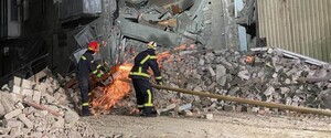 Россияне ударили ракетами по шахте и территории больницы в Донецкой области. Есть погибший и раненые