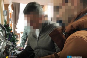 Пропонував хабаря Кубракову та Найєму: підозру вручили ще одному депутату