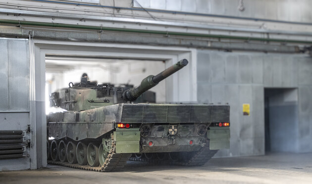 FT: Швейцарія погодилася продати Німеччині танки Leopard 2 за умови, що їх не отримає Україна